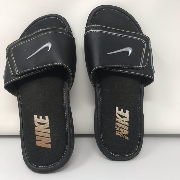 nike shoes mens slip